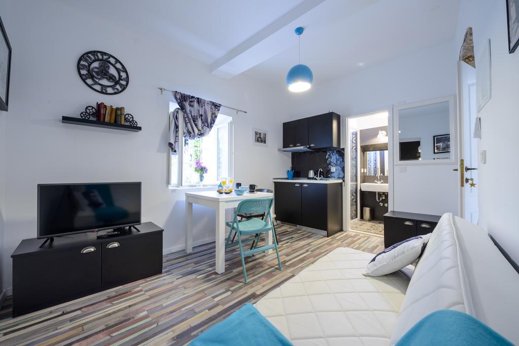 Guest House La Boheme ดูบรอฟนิก ภายนอก รูปภาพ