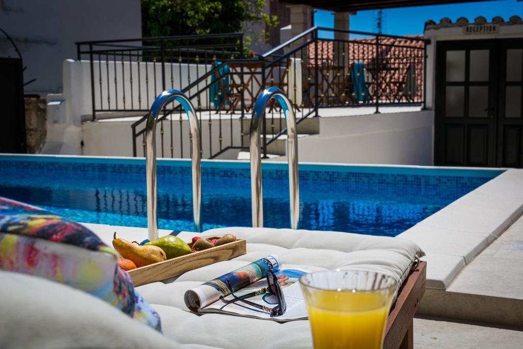 Guest House La Boheme ดูบรอฟนิก ภายนอก รูปภาพ